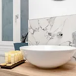 Nelli - Via Biassa Guest house 4*